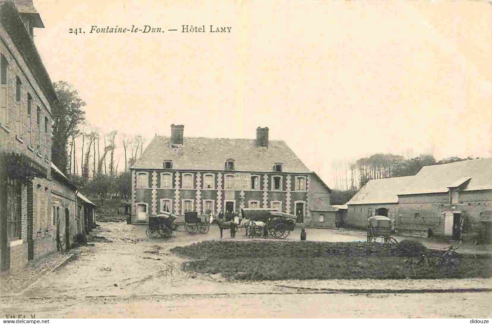 Carte Postale Ancienne - 76 - Fontaine le Dun - Hôtel Lamy - Animée - CPA - Voir Scans Recto-Verso - Poscard - Carta Pos