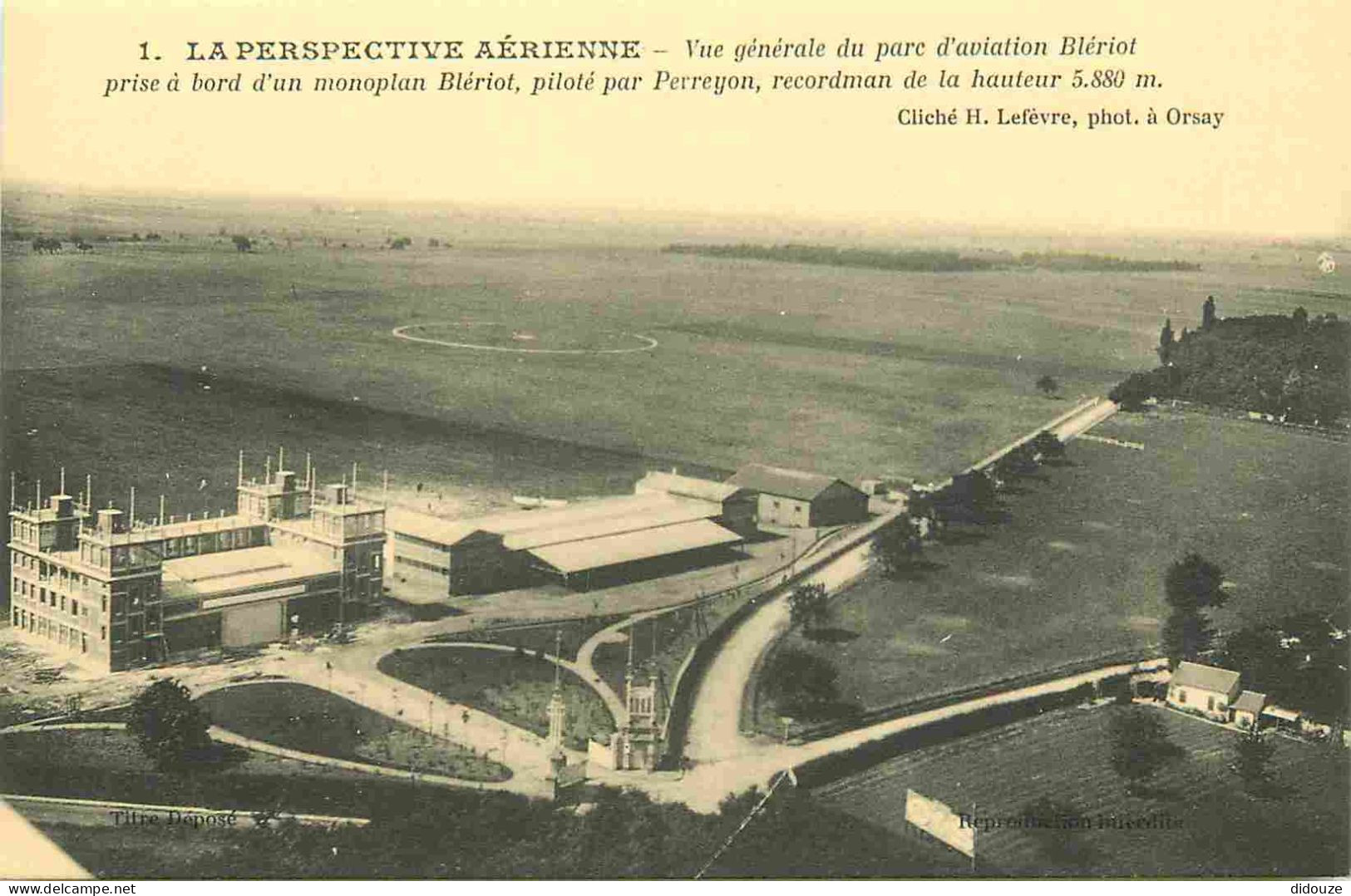 Carte Postale Ancienne - 78 - Toussus-le-noble - La perspective aérienne - vue générale aérienne  du parc d'aviation blé