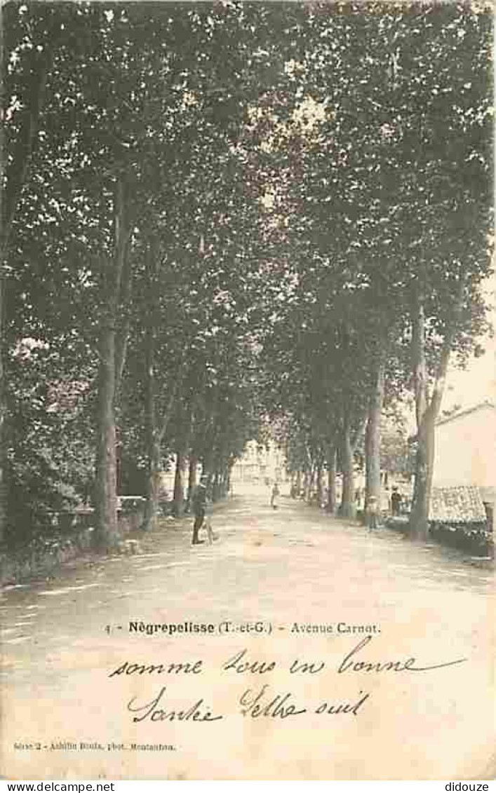 Carte Postale Ancienne - 82 - Nègrepelisse - Avenue Carnot - Animée - Précurseur - Oblitération ronde de 1904 - CPA - Vo
