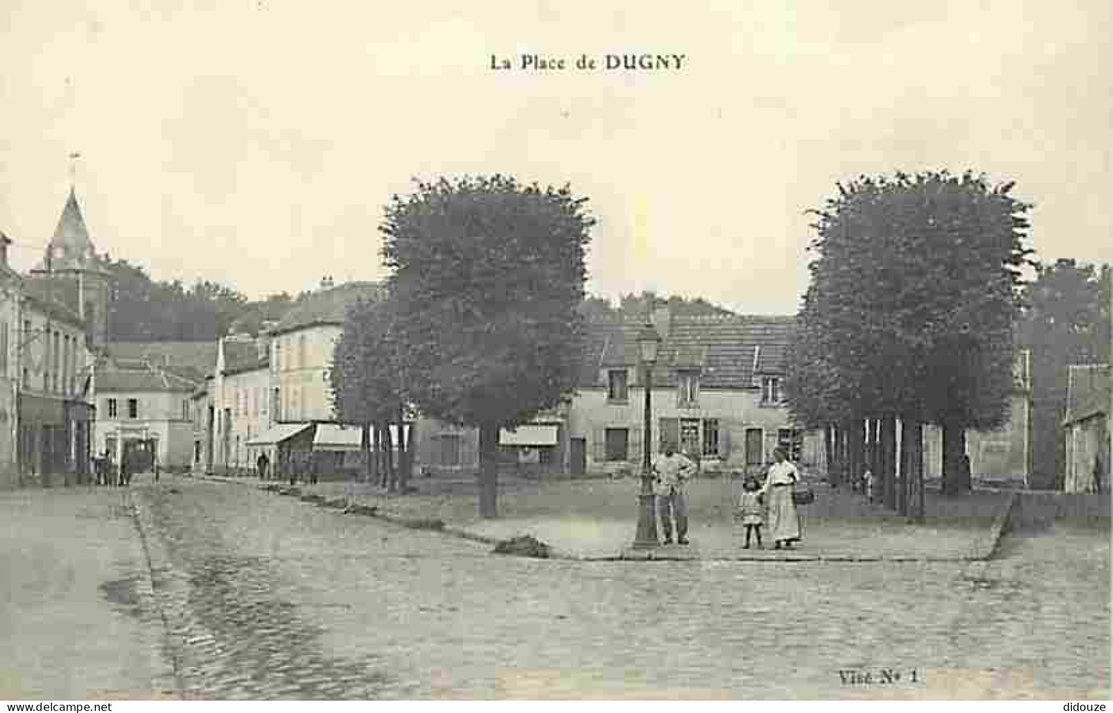 Carte Postale Ancienne - 93 - Dugny - La Place de Dugny - Animée - CPA - Voir Scans Recto-Verso - Poscard - Carta Postal