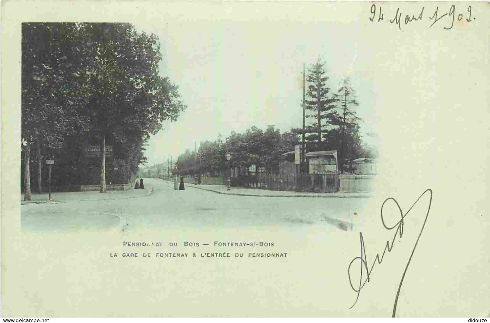 Carte Postale Ancienne - 94 - Fontenay sous Bois - Pensionnat du Bois - La Gare de Fontenay et l'entrée du Pensionnat -
