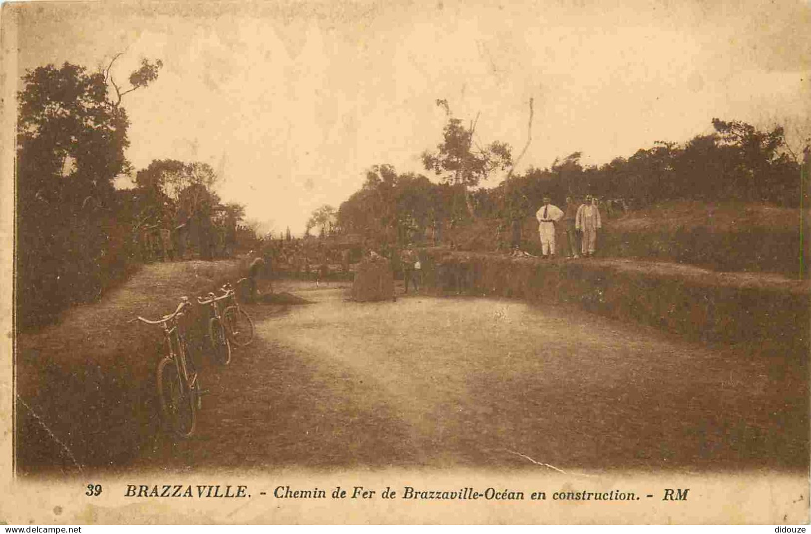 Carte Postale Ancienne - Congo Brazzaville - Brazzaville - Chemin de Fer de Brazzaville-Océan en construction - Animée -
