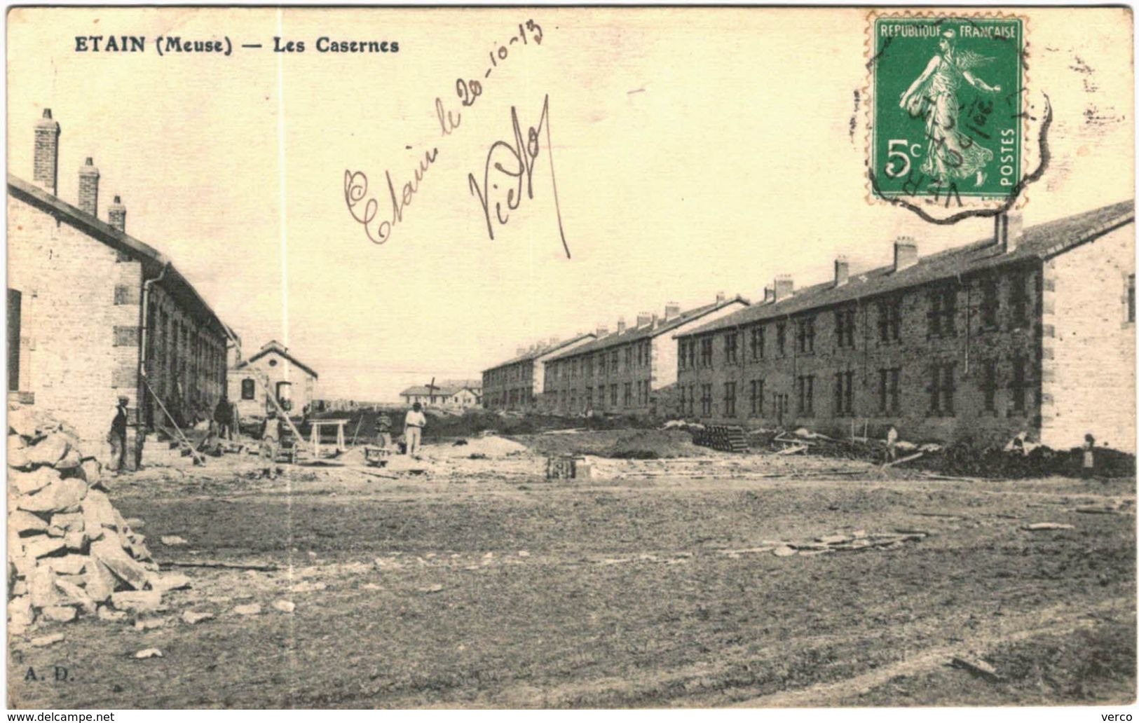 Carte Postale Ancienne de ETAIN-Les casernes