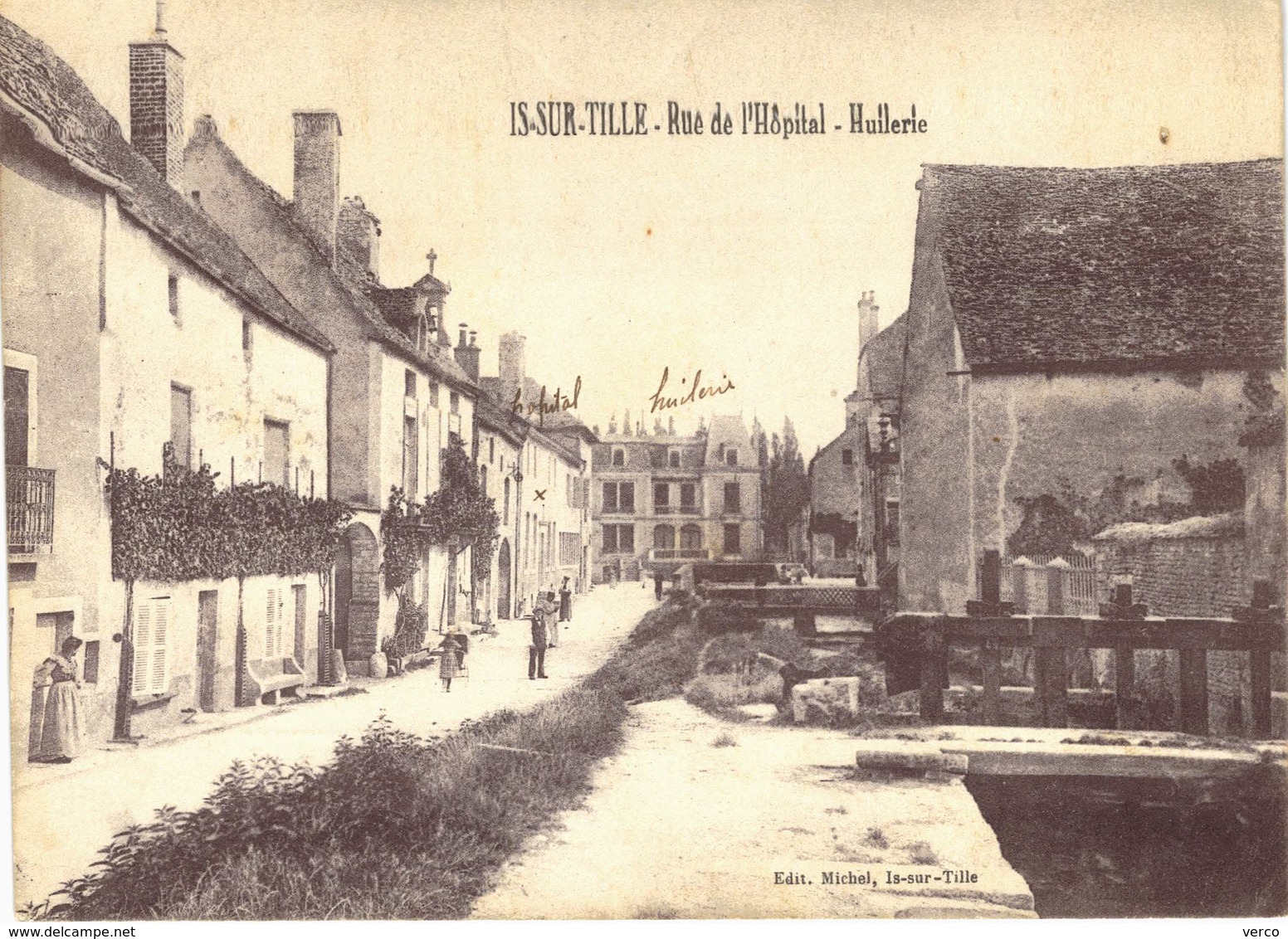 Carte  POSTALE  Ancienne  de   IS sur TILLE - Rue de l'Hôpital - Huilerie