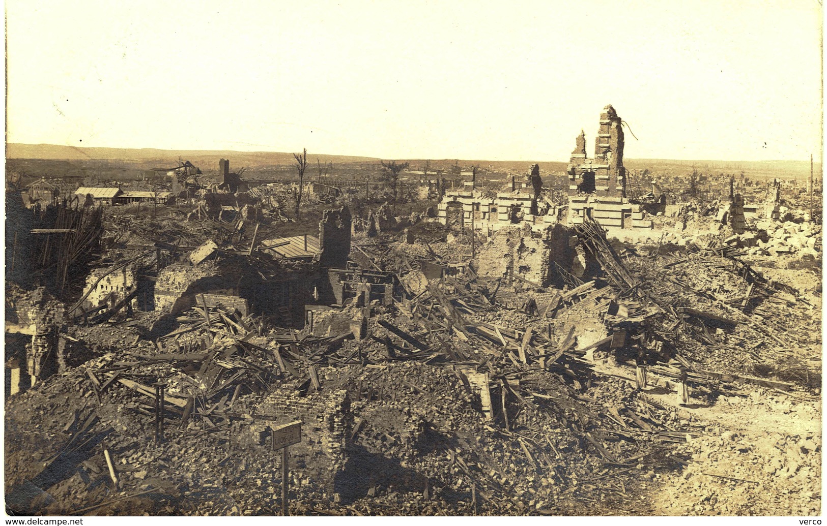 Carte postale ancienne de LENS - Carte photo