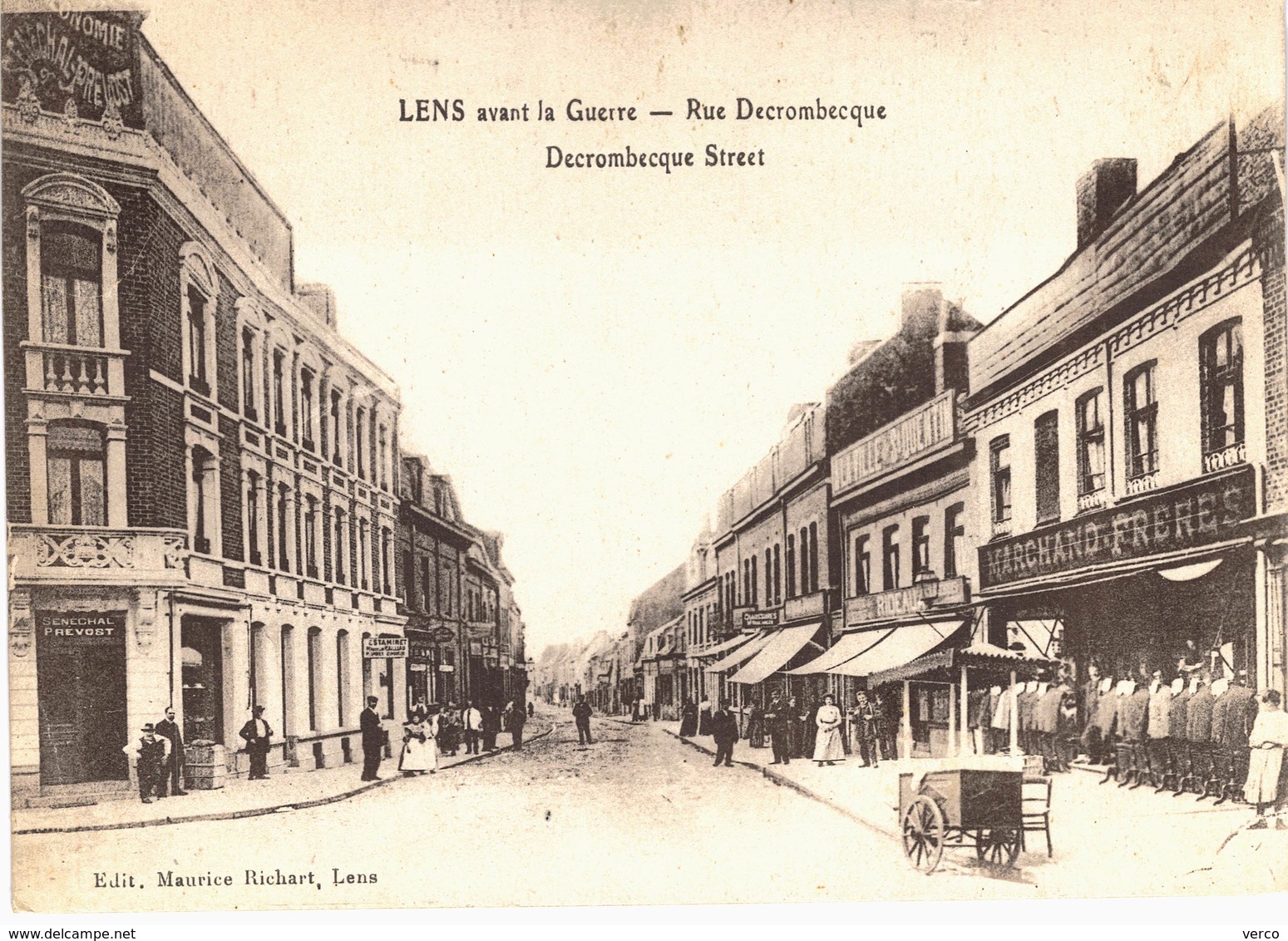 Carte postale ancienne de LENS - Rue Decrombecque