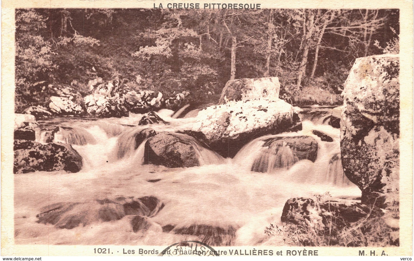 Carte postale ancienne de  les Bords du THAURRON entre VALLIERES et ROYERE
