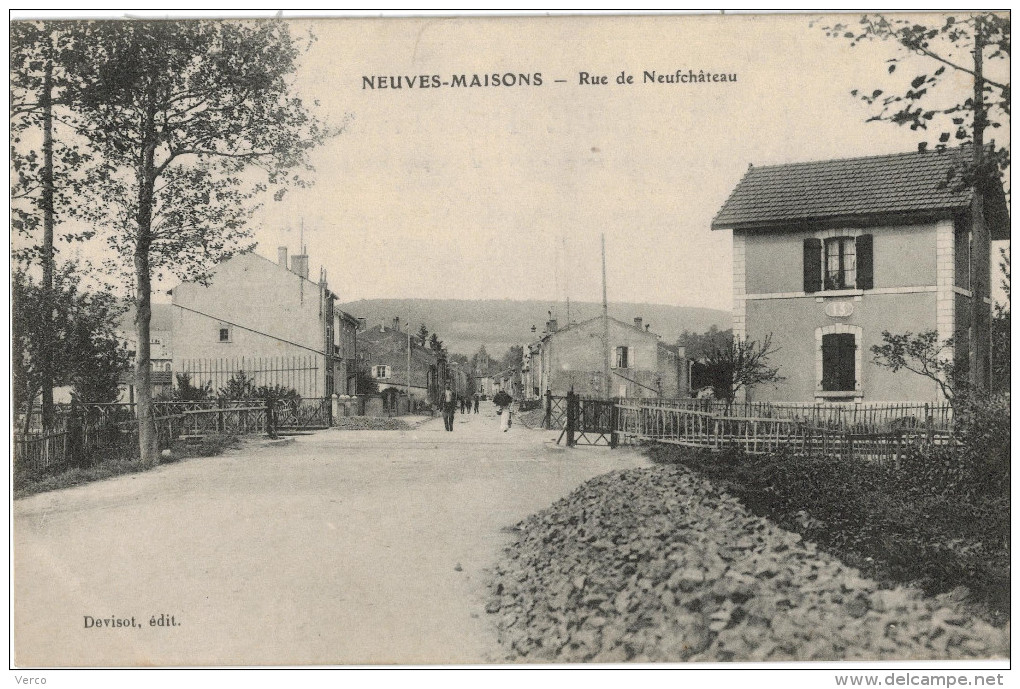 Carte Postale Ancienne de NEUVES MAISONS