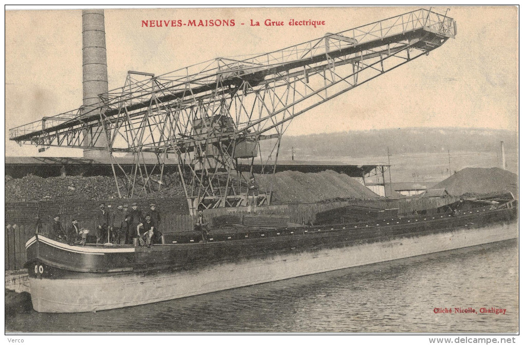 Carte Postale Ancienne de NEUVES MAISONS