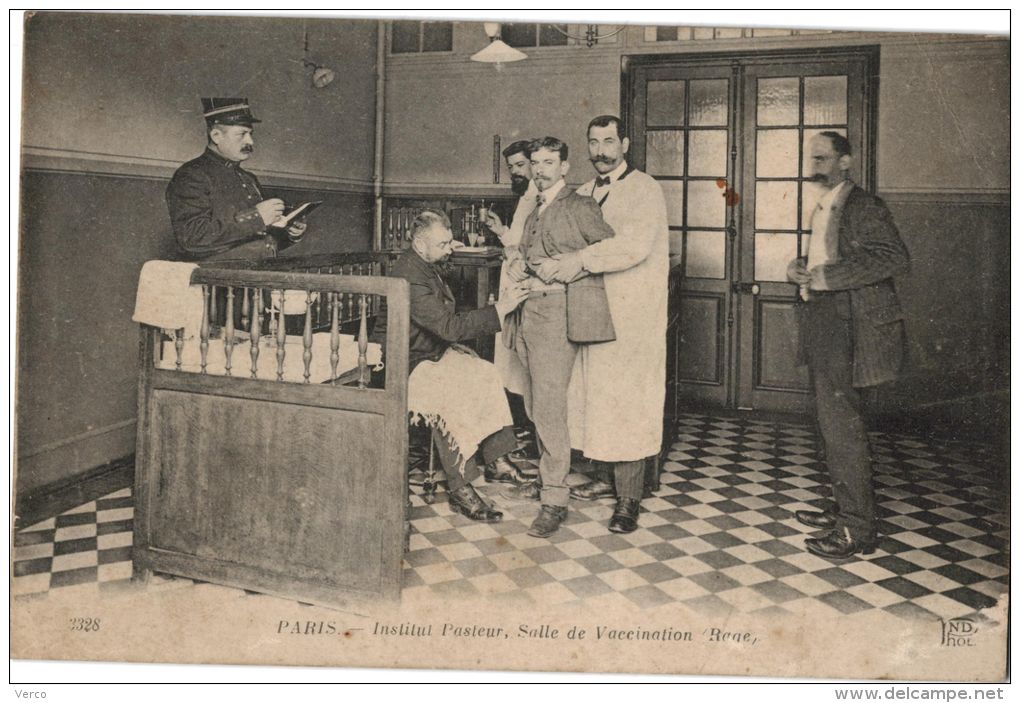 Carte Postale Ancienne INSTITUT PASTEUR SALLE DE VACCINATION