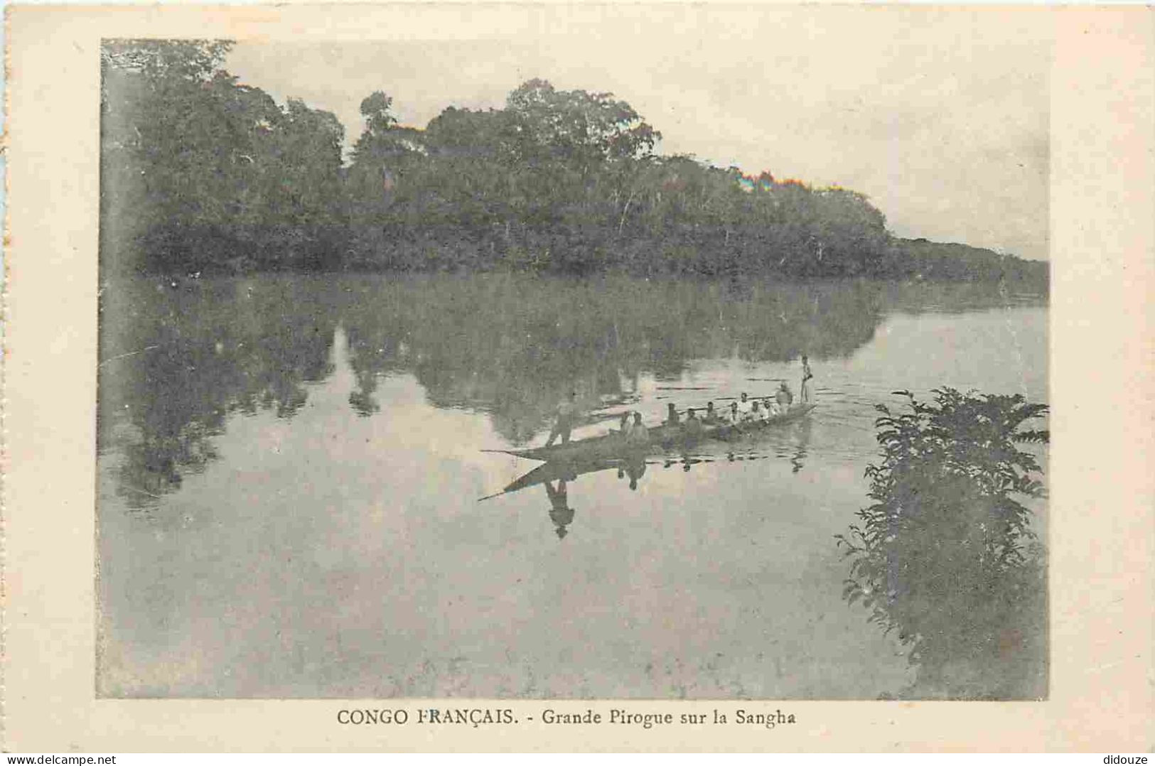 Carte Postale Ancienne - République du Congo - Sangha - Congo français - Grande pirogue sur la sangha - CPA - Voir Scans