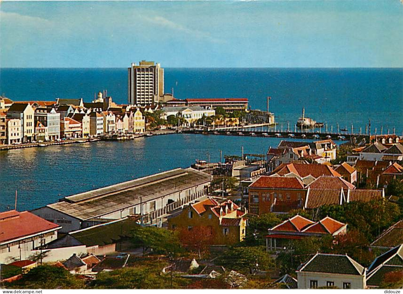 Carte Postale - Antilles - Antilles Neérlandaises - Netherlands Antilles - Curaçao - A view from the bridge - CPM - Cart