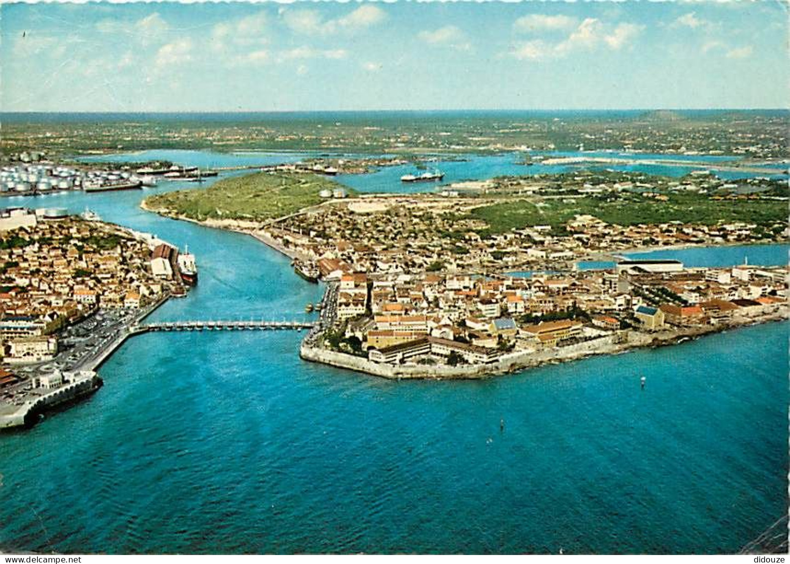 Carte Postale - Antilles - Antilles Neérlandaises - Netherlands Antilles - Curaçao - Willemstad - Harbour entrance - Vue