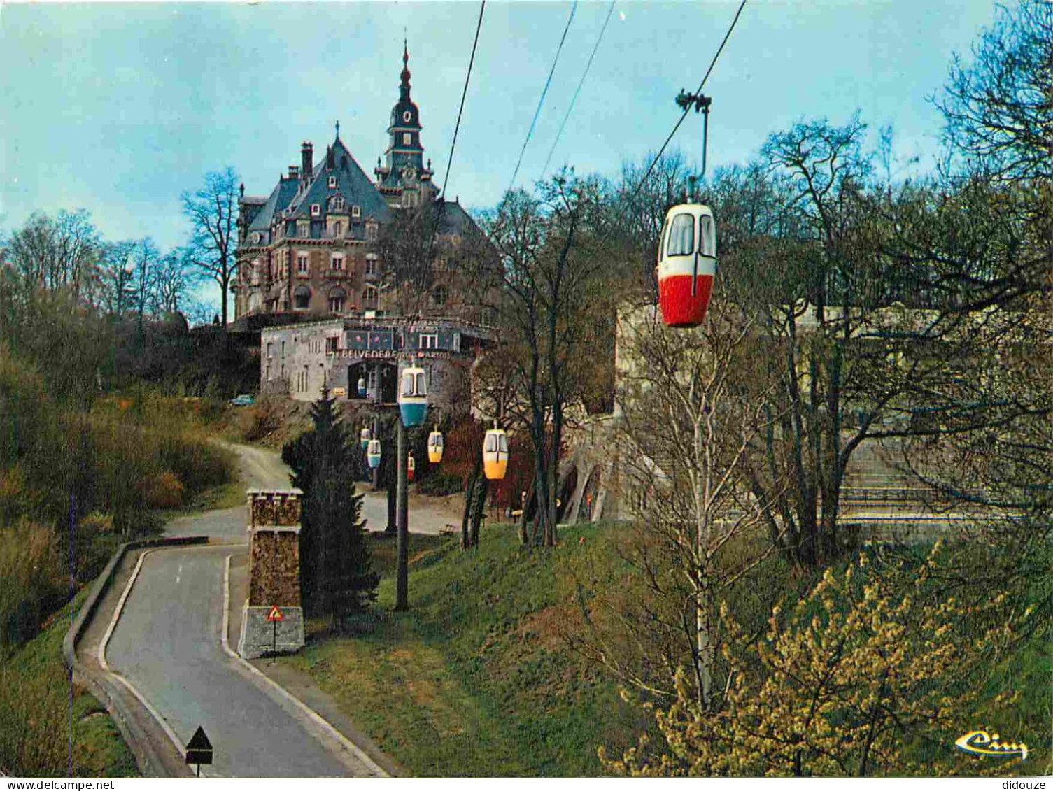 Carte Postale - Belgique - Namur - Le téléphérique - A l'arrière plan le château de Namur - Namur - CPM - Voir Scans Rec