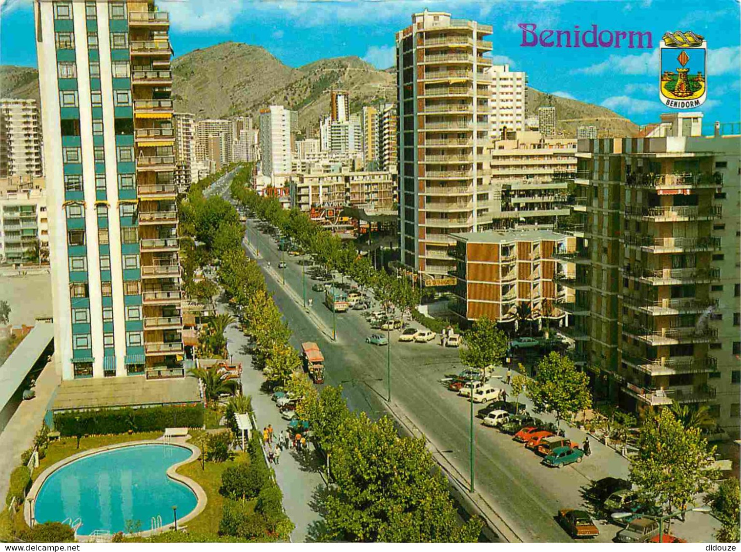 Carte Postale - Espagne - Espana - Comunidad Valenciana - Benidorm - Avenida Del Mediterraneo - immeubles - architecture