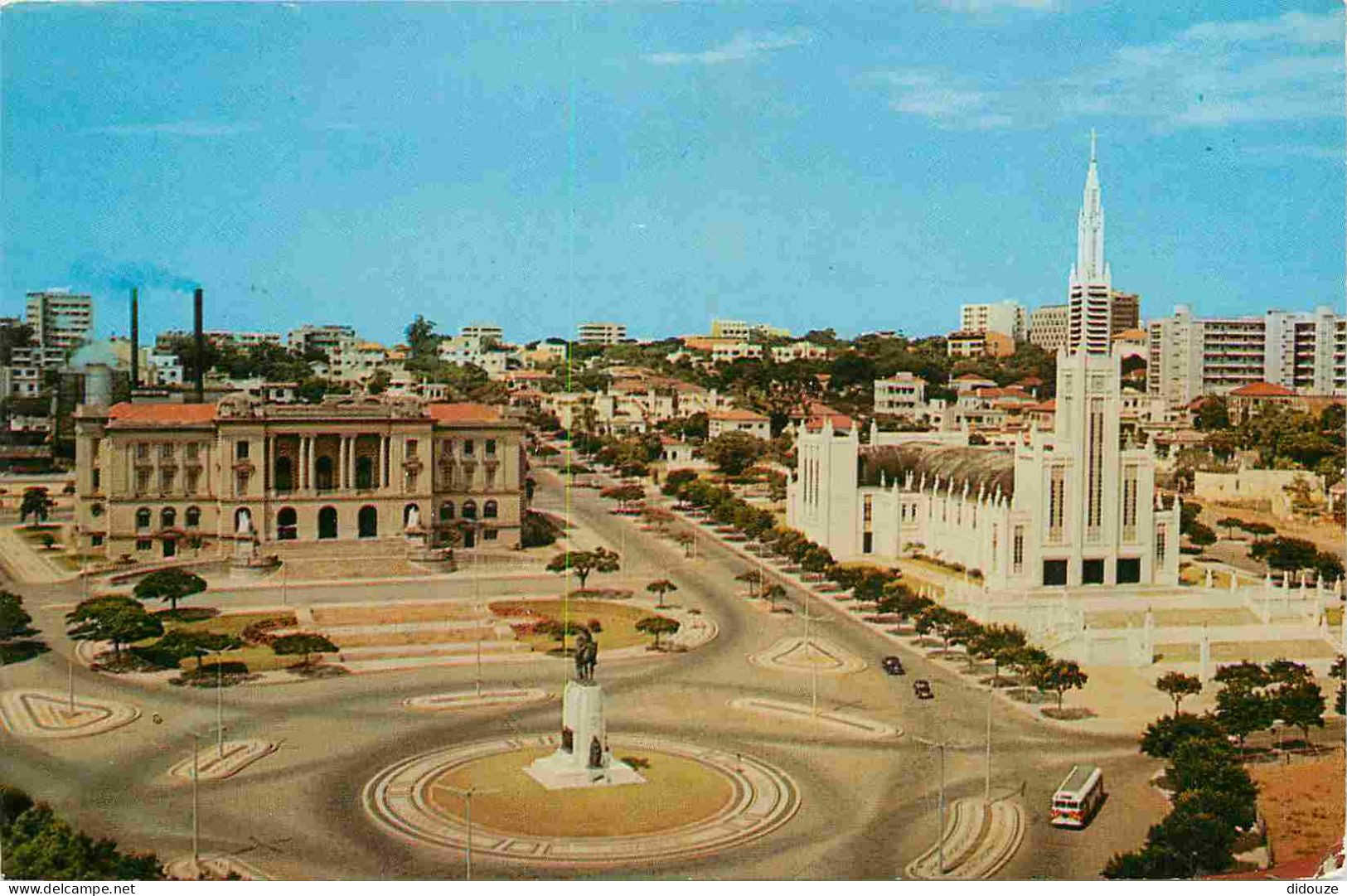 Carte Postale - Mozambique - Lourenço Marques - Vista panorâmica da Praça Mousinho de Albuquerque Panoramic View of Albu