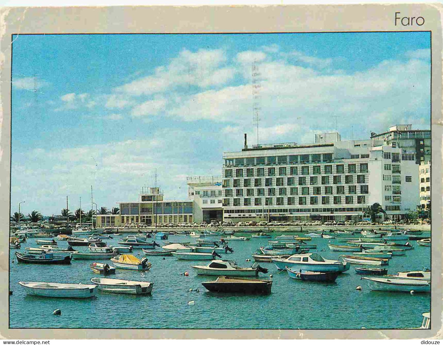 Carte Postale - Portugal - Faro - Marina de faro - algarve - Bateaux - immeubles - architecture - CPM - Voir Scans Recto
