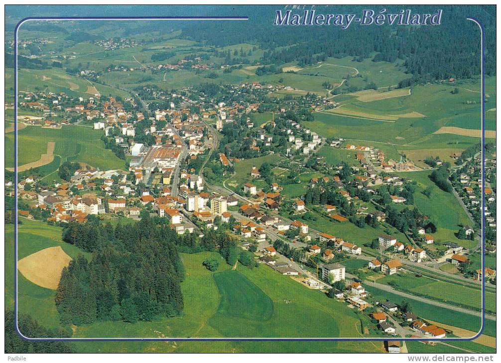 Carte Postale Suisse Malleray Bévillard  vue d'avion trés beau plan