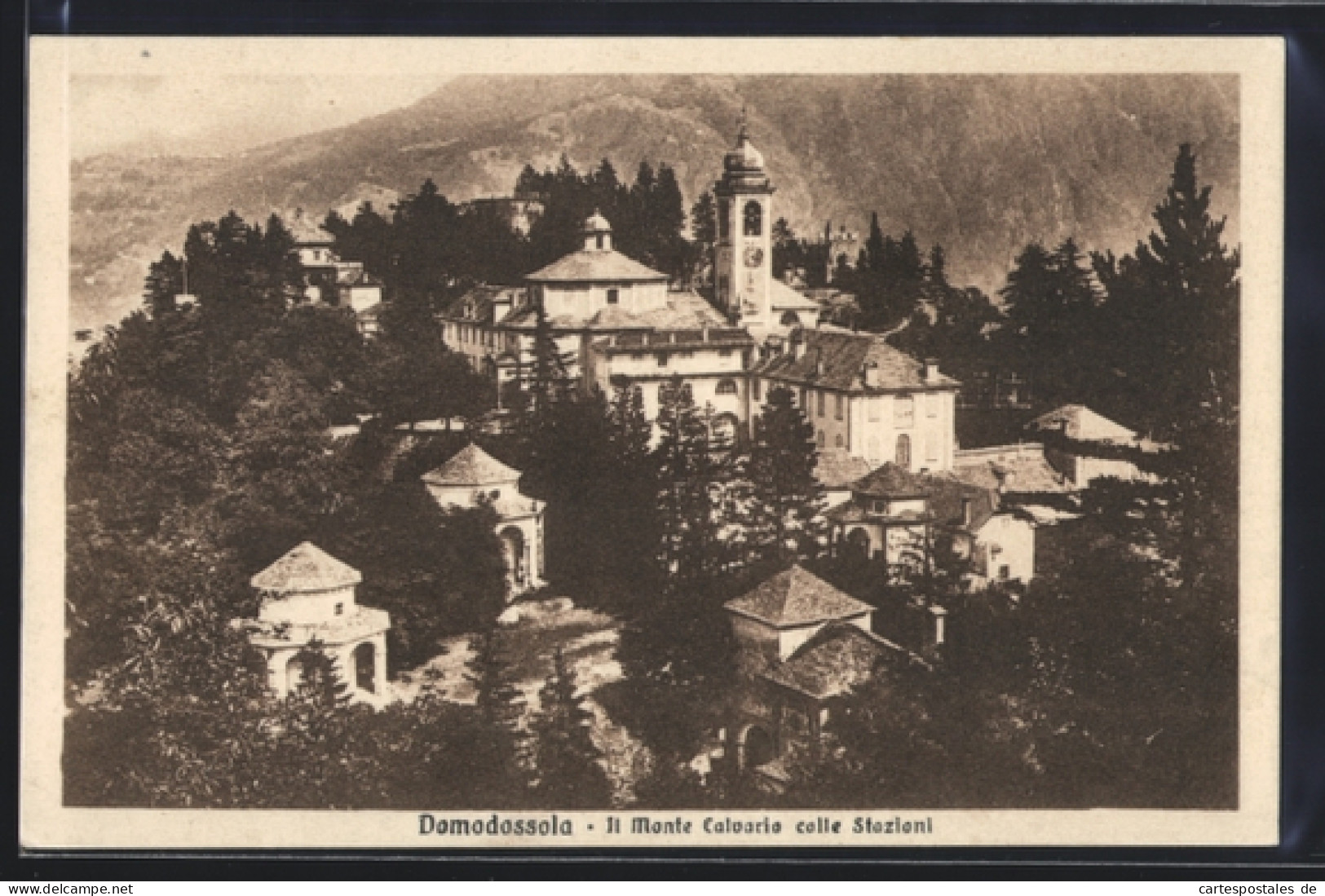 Cartolina Domodossola, Il Monte Calvario colle Stazioni