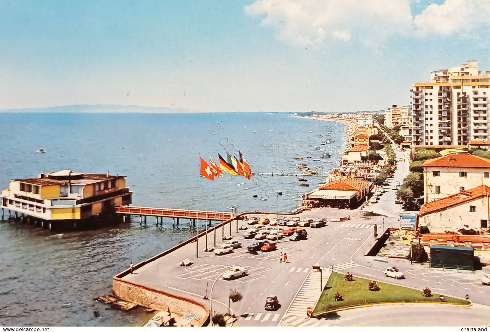 Cartolina - Follonica - Lungomare e il Piccolo Mondo - 1972