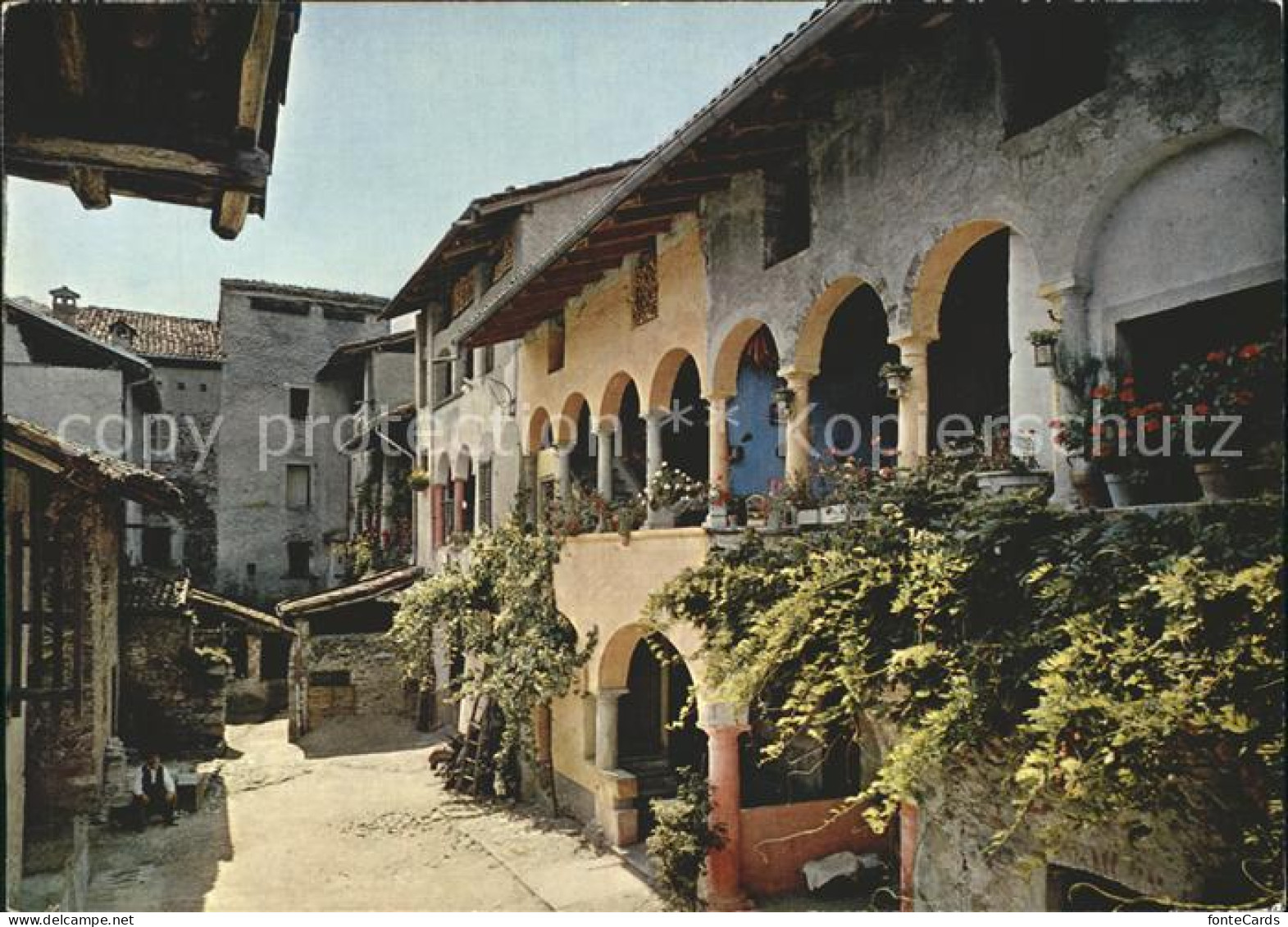 Caslano Gebaeude