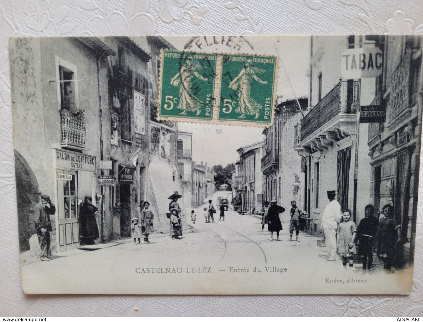 Castelnau-le-lez , entrée du village