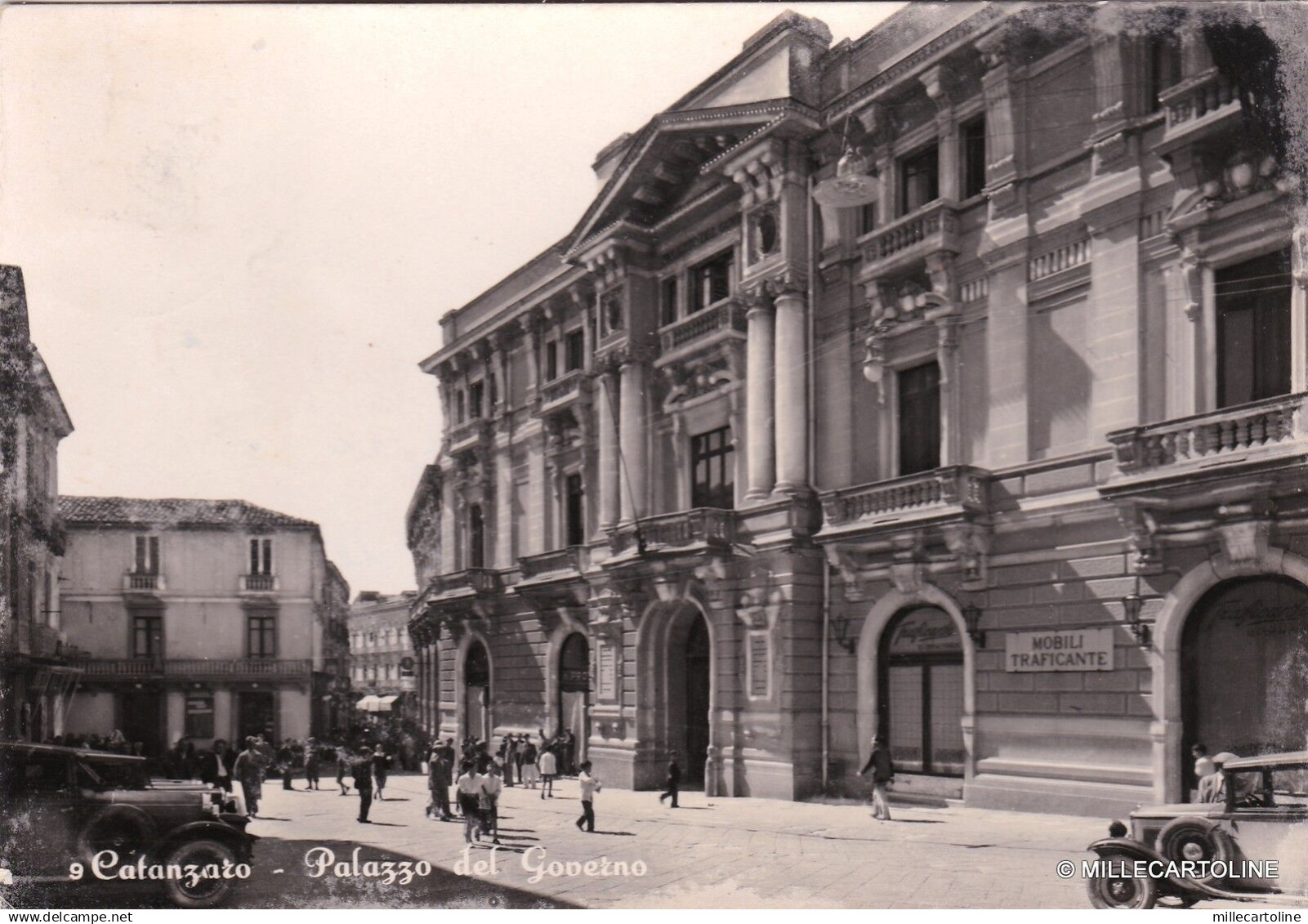 # CATANZARO: PALAZZO DEL GOVERNO - 1953