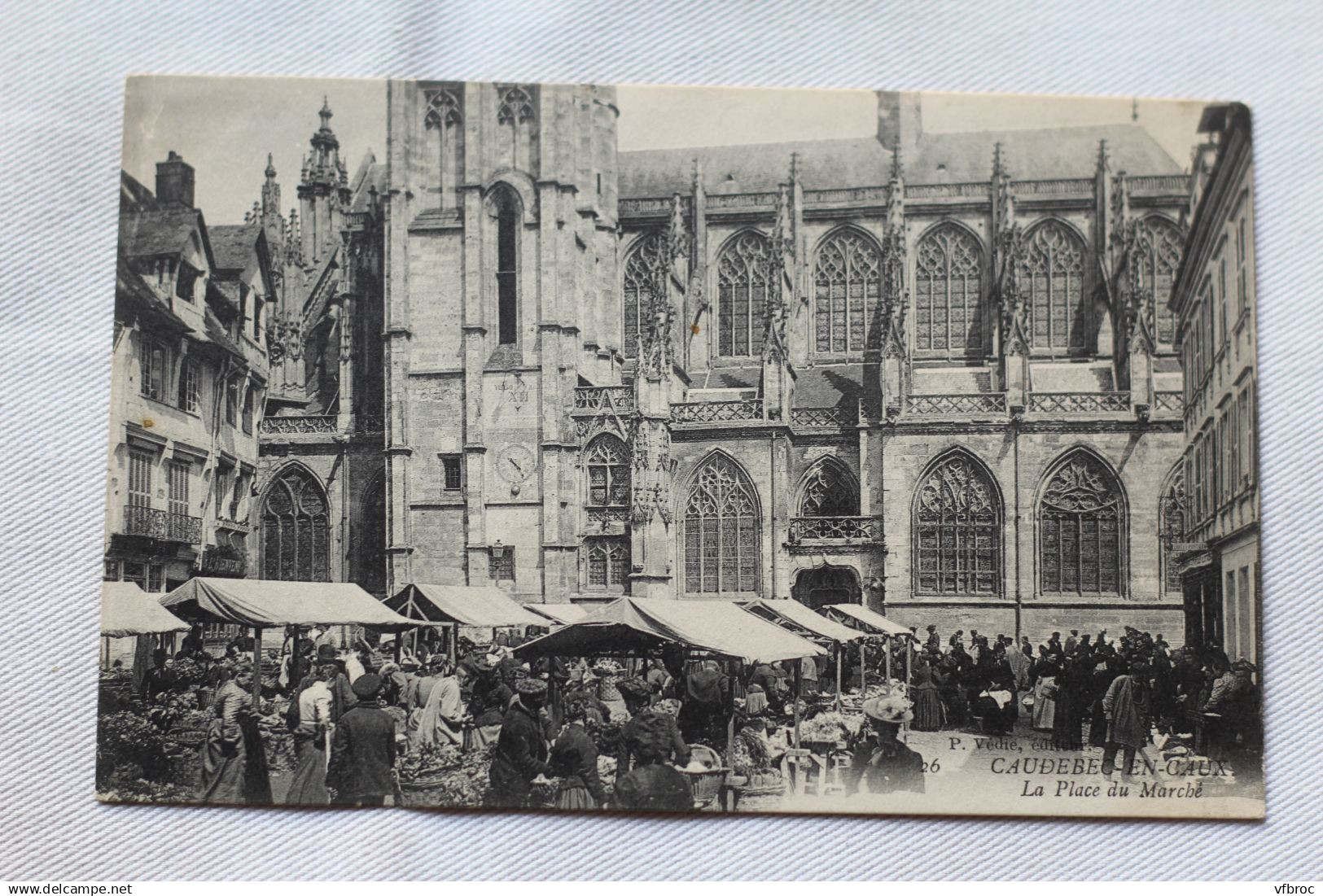 Caudebec en Caux, la place du marché, Seine Maritime 76
