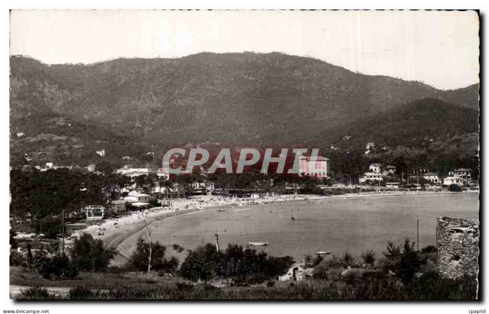 Cavalaire sur Mer CPM Plage et collines de Cavalaire