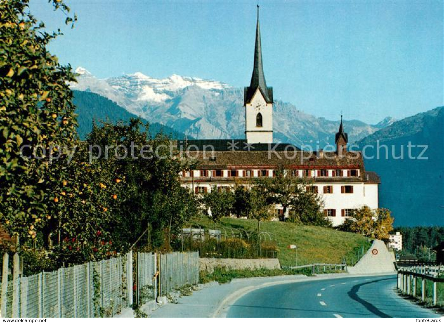 Cazis Frauenkloster St Peter und Paul mit Ringelspitze