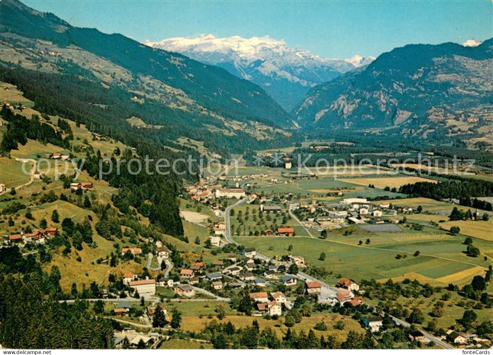 Cazis GR Fliegeraufnahme Gesamtansicht m. Ringelspitz