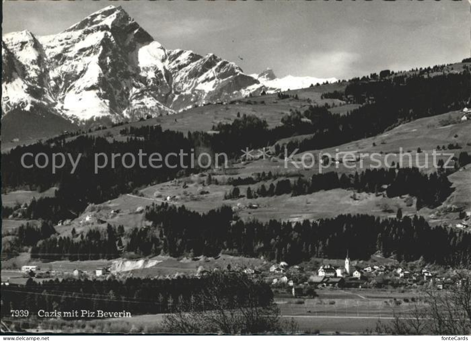 Cazis mit Piz Beverin