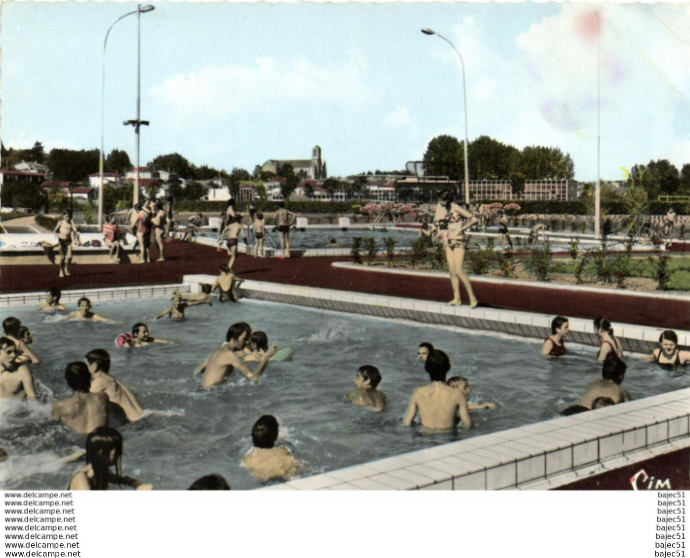 Cerizay - la piscine