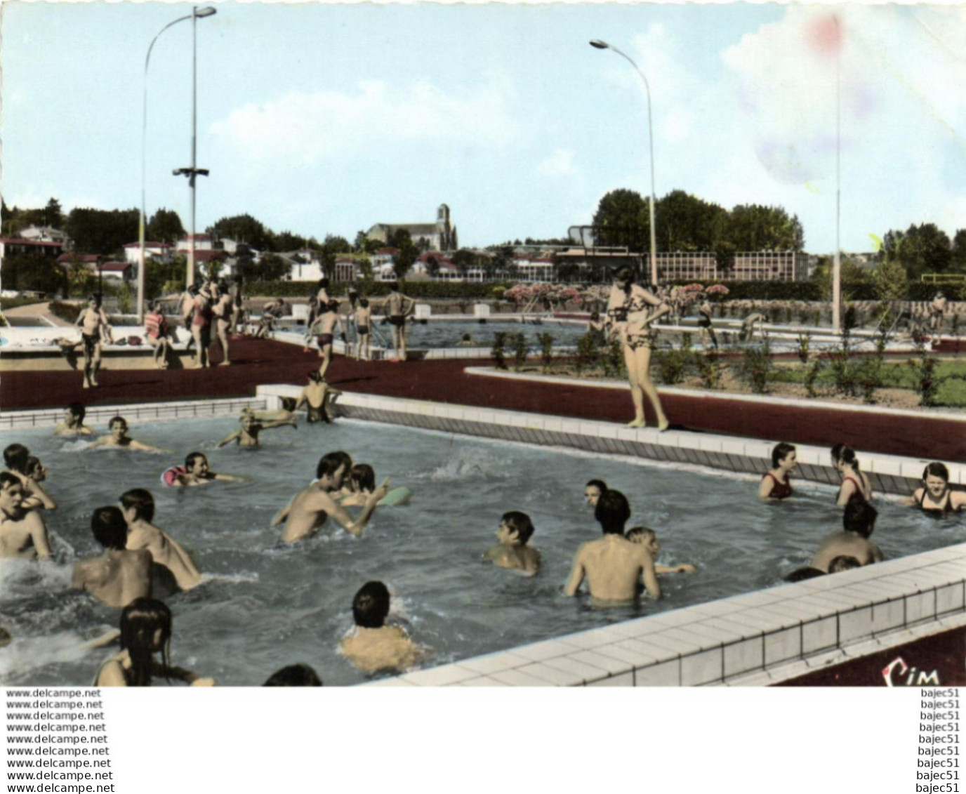 Cerizay - la piscine