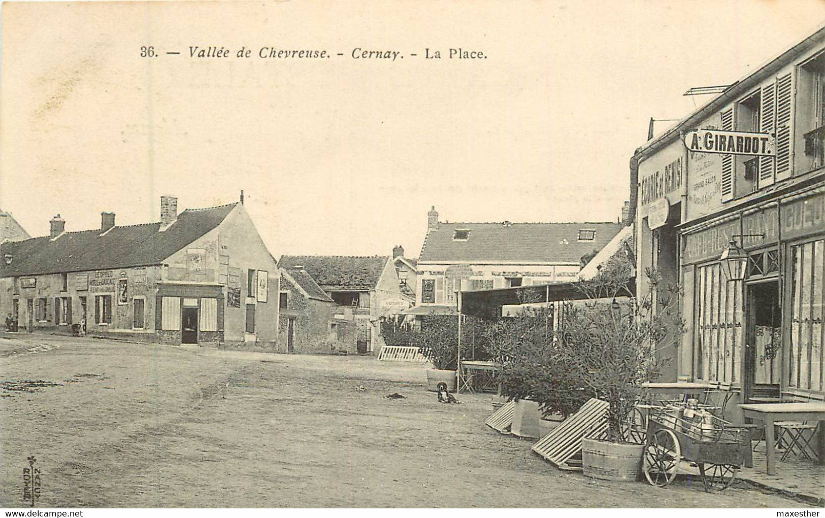 CERNAY LA VILLE la place
