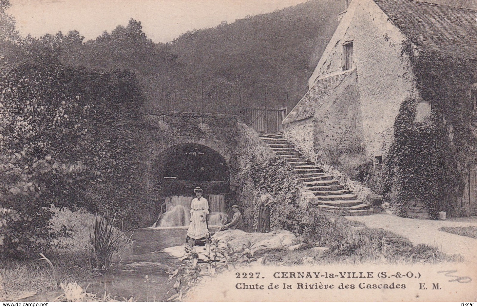 CERNAY LA VILLE(LAVEUSE)