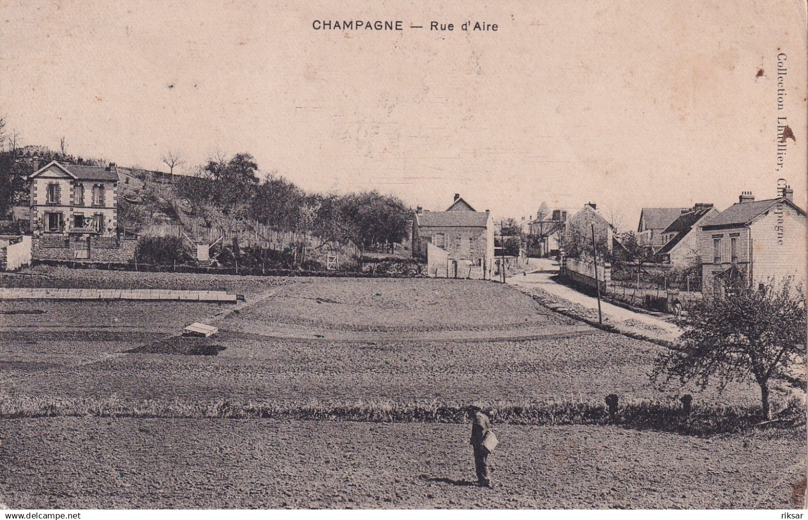 CHAMPAGNE SUR OISE