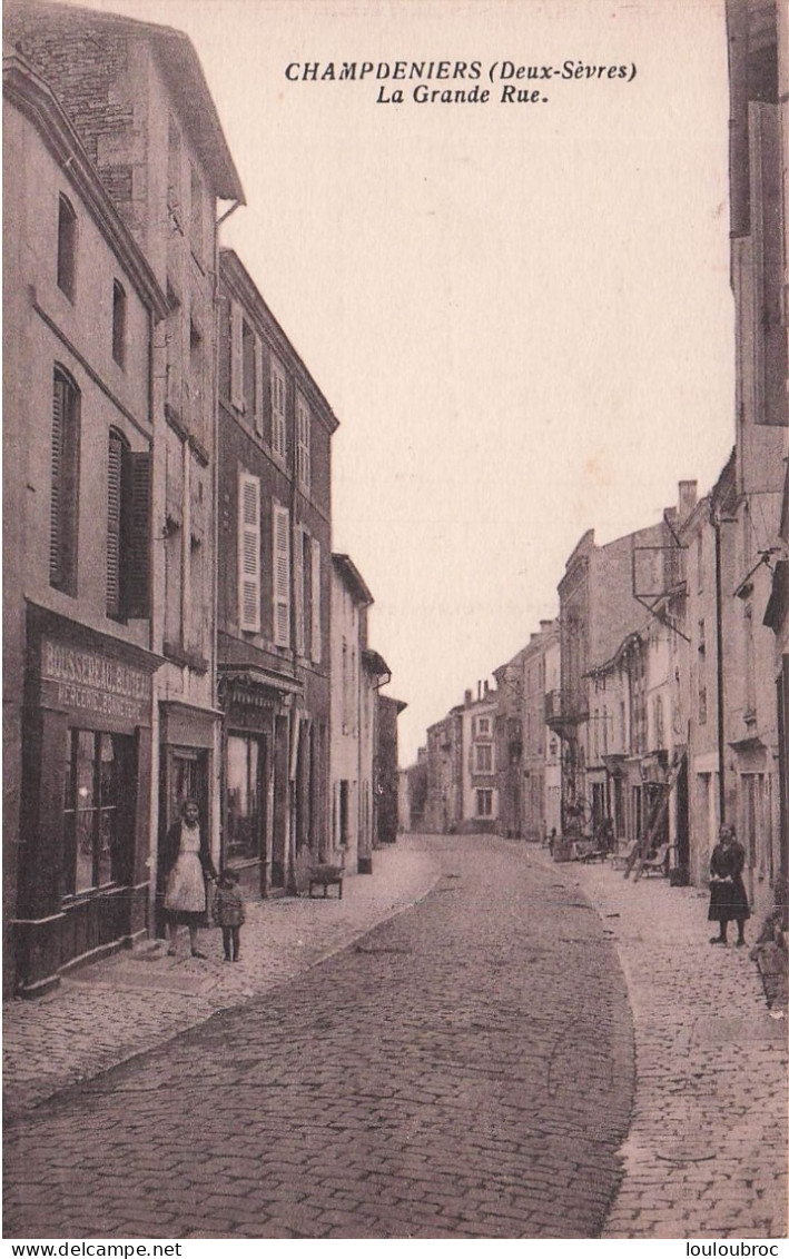 CHAMPDENIERS SAINT DENIS LA GRANDE RUE
