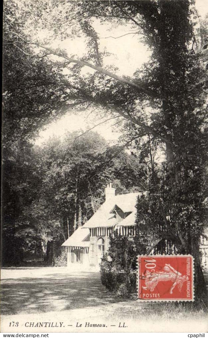Chantilly - la hameau - CPA