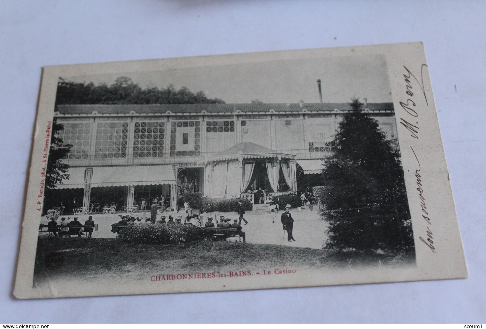 charbonniére les bains le casino dos non divise