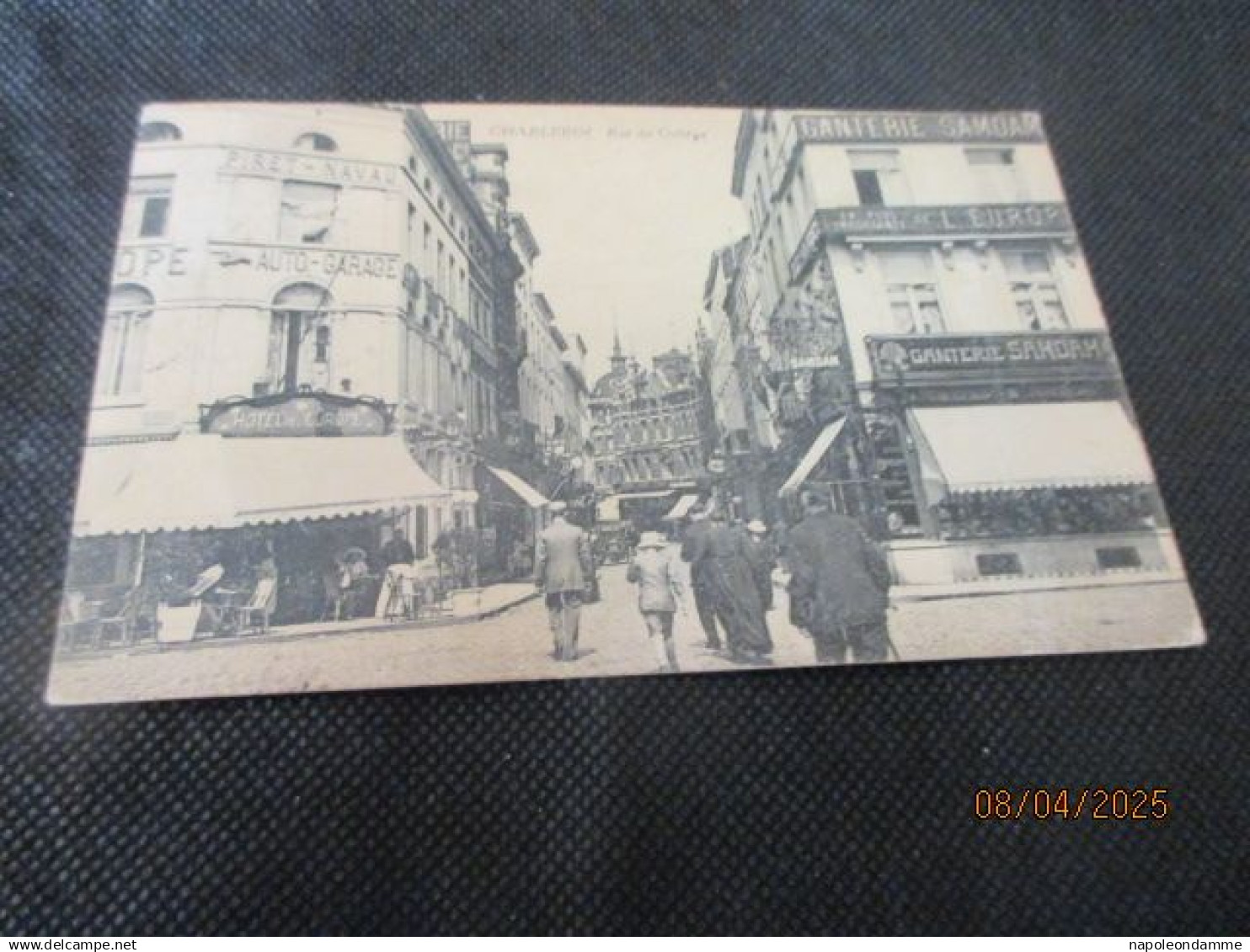 Charleroi,  Rue du College