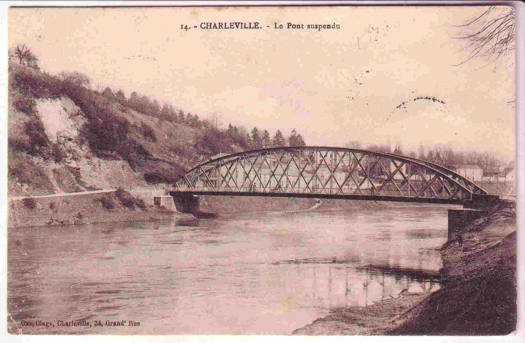 Charleville Le pont suspendu , *7897