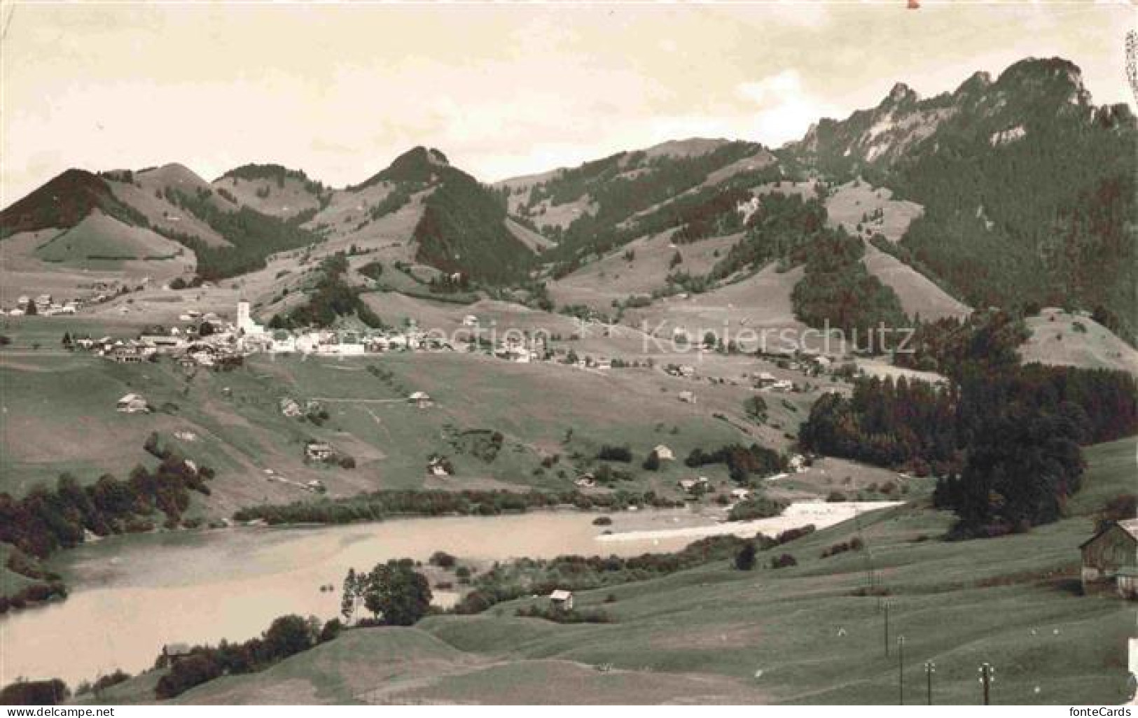 Charmey La Gruyere FR Panorama Lac de Montsalvens et Dents Vertes