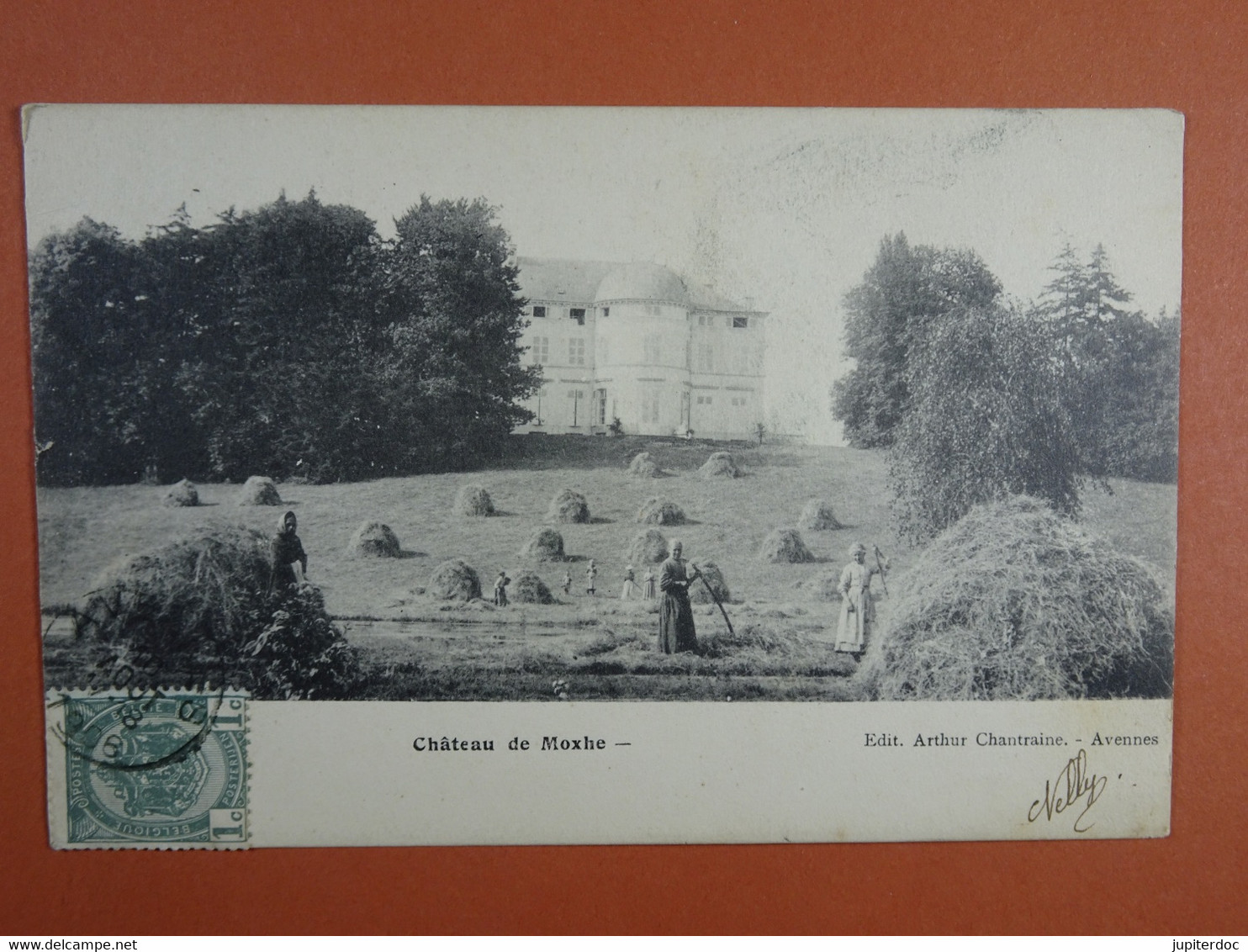 Château de Moxhe (fenaison)