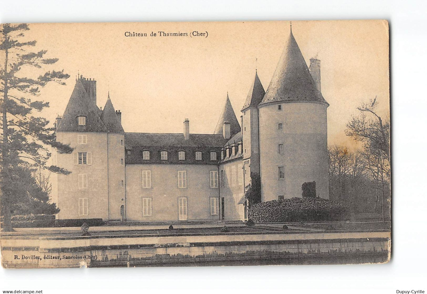 Château de THAUMIERS - très bon état