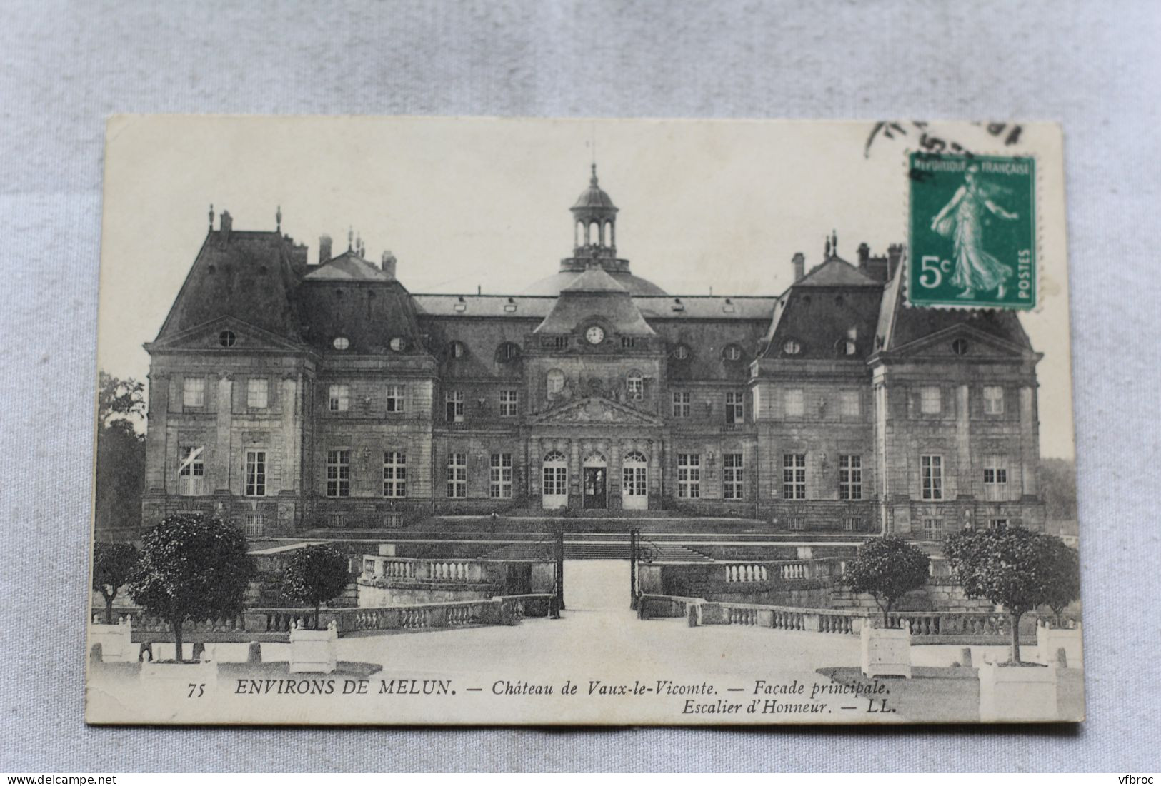 château de Vaux le Vicomte, façade principale, escalier d'honneur, Seine et Marne 77