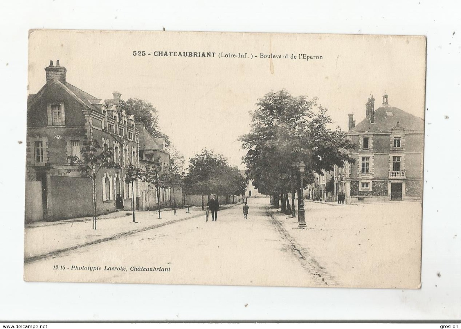 CHATEAUBRIANT 525 (LOIRE INF) BOULEVARD DE L'EPERON (PETITE ANIMATION)