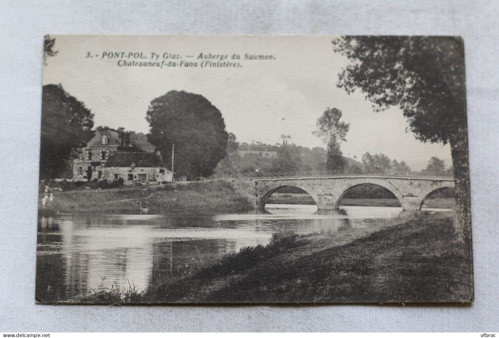 Chateauneuf du Faou, Pont Pol ty Glaz, auberge du saumon, Finistère 29