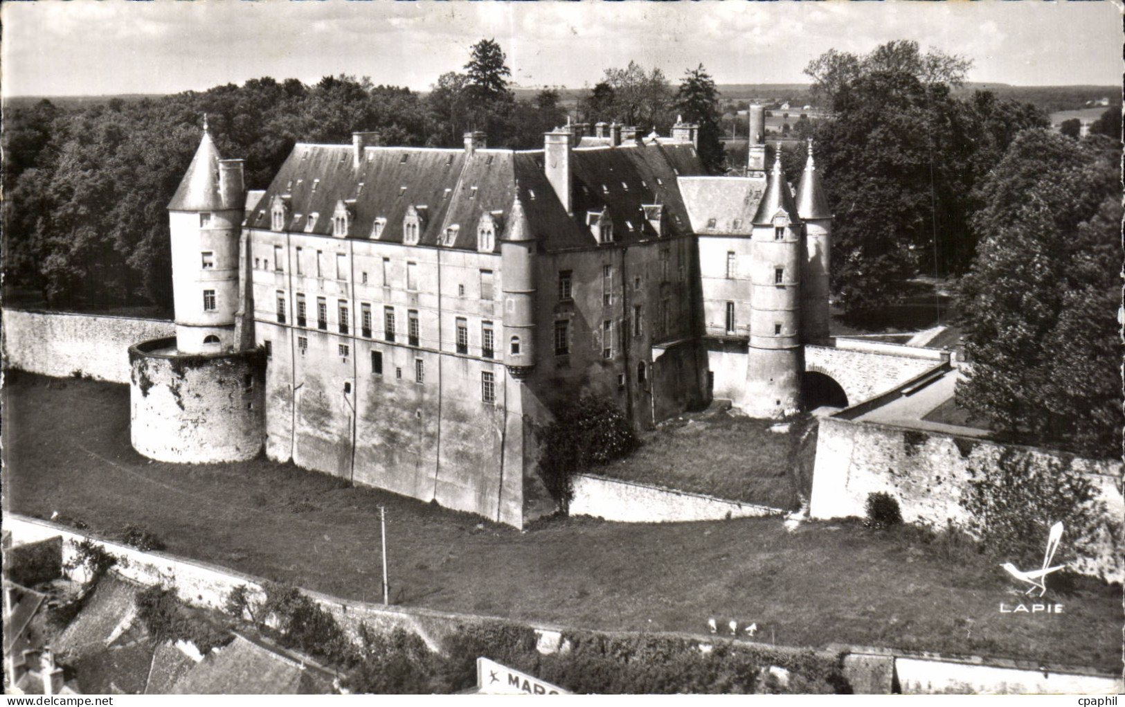 Chateauneuf sur Cher - Le Chateau - CPA