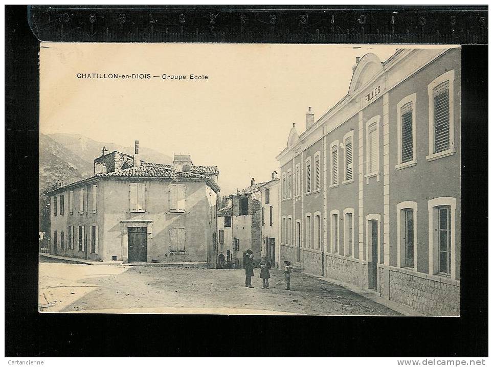 CHATILLON-EN-DIOIS - Groupe Ecole